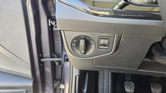 VOLKSWAGEN Polo usata, con Fari LED