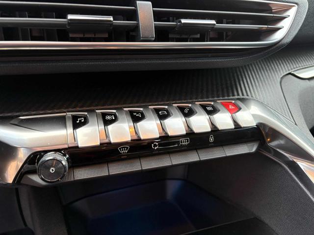 PEUGEOT 3008 usata, con Controllo automatico clima