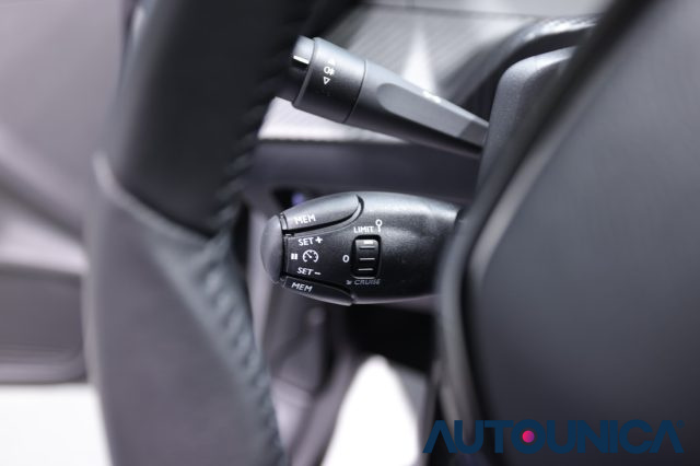 PEUGEOT 208 usata, con Volante multifunzione