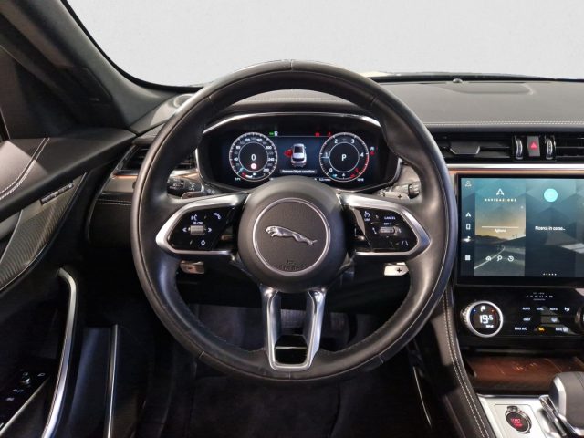 JAGUAR F-Pace usata, con ESP