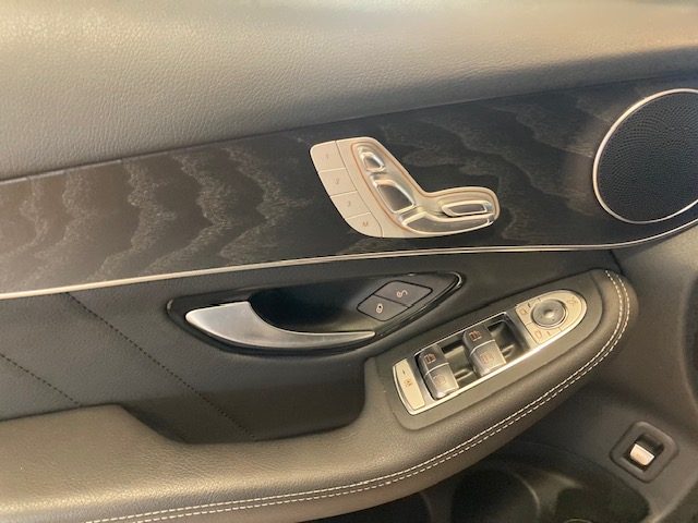 MERCEDES-BENZ GLC 200 usata, con Climatizzatore