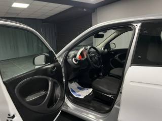 SMART ForFour usata, con Autoradio