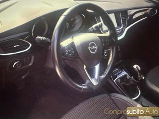 OPEL Astra usata, con Cruise Control