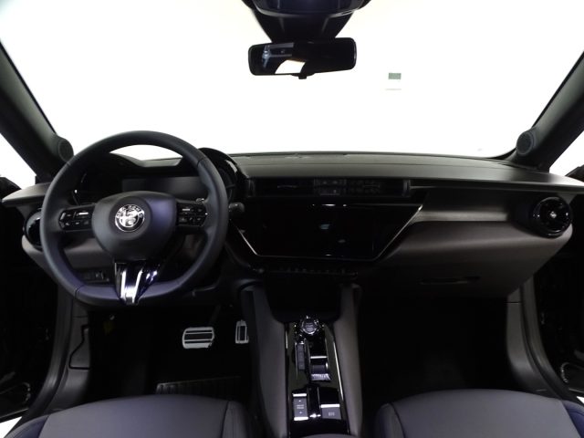 ALFA ROMEO Junior usata, con Portellone posteriore elettrico