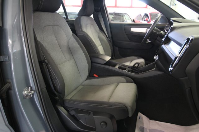 VOLVO XC40 usata, con Volante in pelle