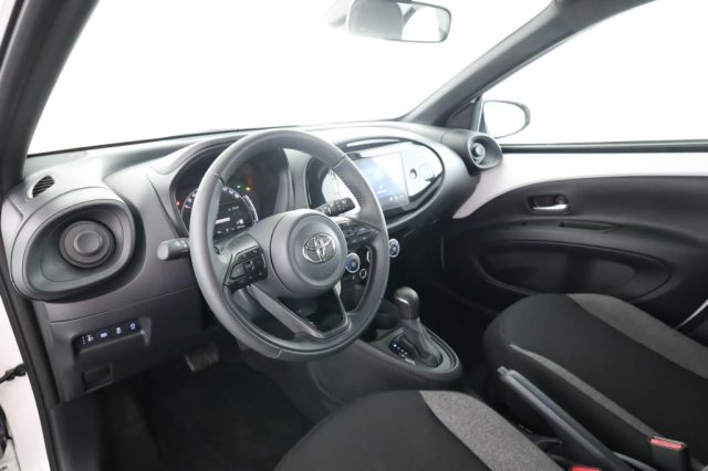 TOYOTA Aygo X usata 6