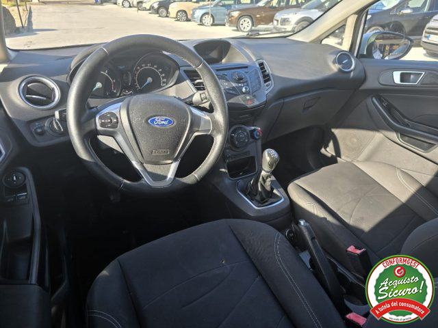 FORD Fiesta usata, con ESP
