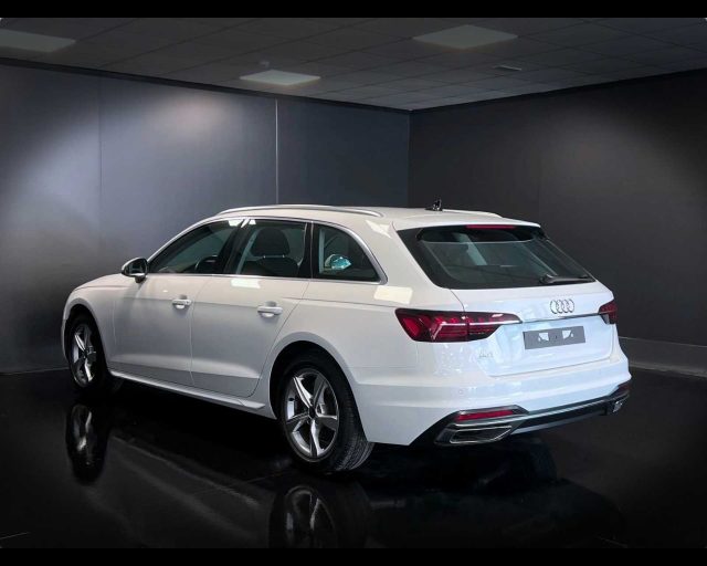AUDI A4 usata, con Airbag laterali