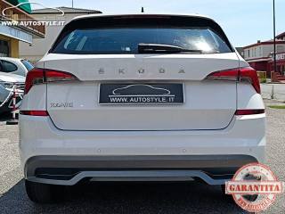 SKODA Kamiq usata, con Hill holder