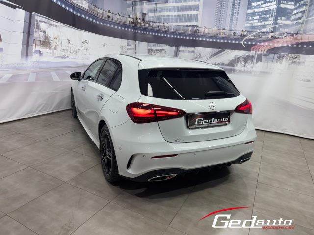 MERCEDES-BENZ A 180 usata, con Boardcomputer
