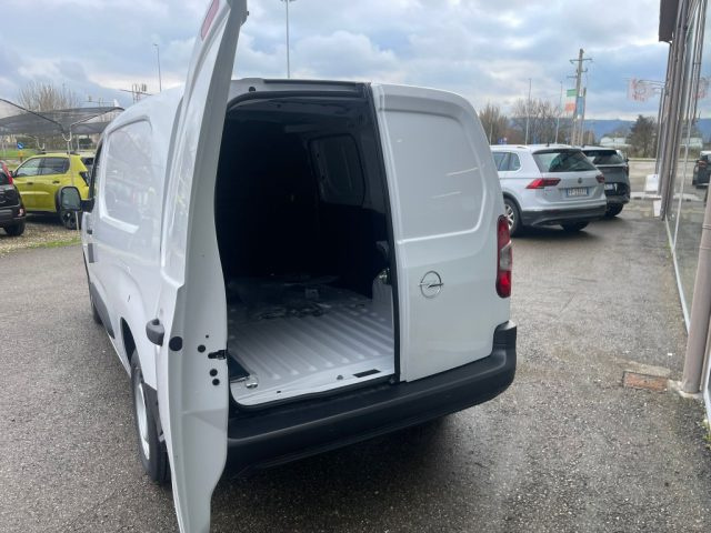 OPEL Combo usata, con Controllo trazione
