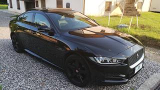 JAGUAR XE usata, con Autoradio