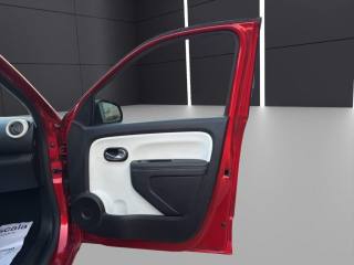 RENAULT Twingo Electric usata, con Autoradio digitale