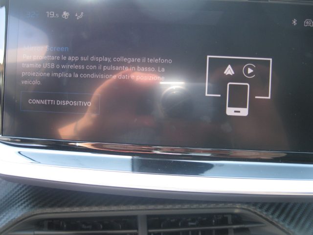 PEUGEOT 2008 usata, con Chiusura centralizzata telecomandata