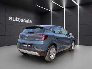 RENAULT Captur usata, con Autoradio