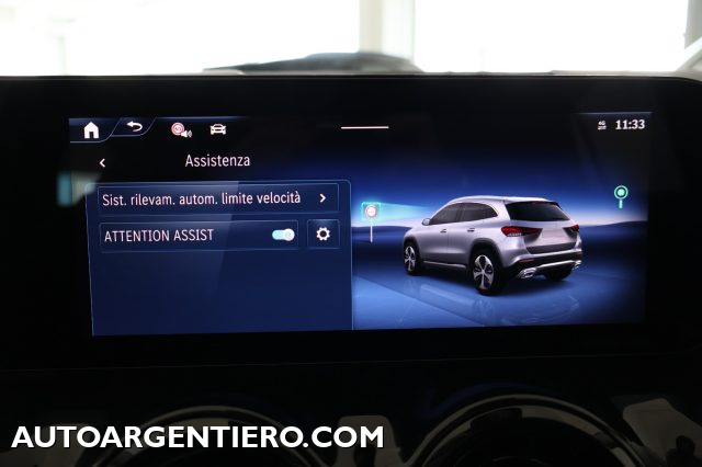 MERCEDES-BENZ GLA 180 usata, con Touch screen