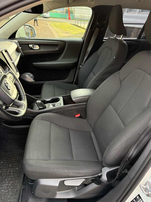 VOLVO XC40 usata, con Autoradio