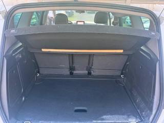 OPEL Meriva usata, con Volante in pelle