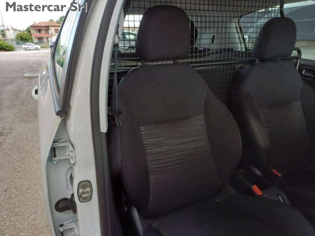 PEUGEOT 208 usata 11