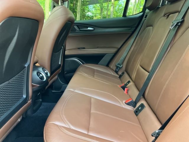ALFA ROMEO Stelvio usata, con Cronologia tagliandi