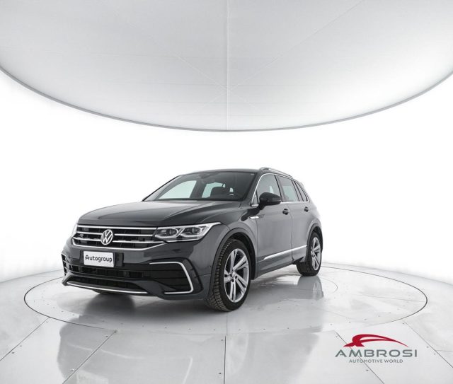 VOLKSWAGEN Tiguan usata 0