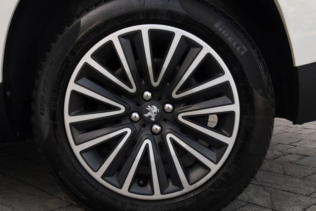 PEUGEOT 2008 usata 37
