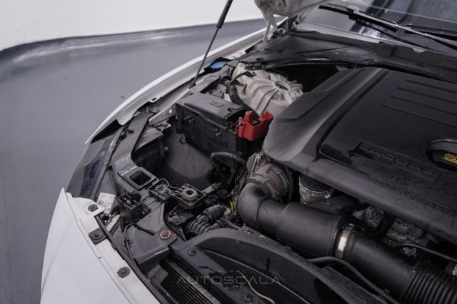 JAGUAR XE usata 44