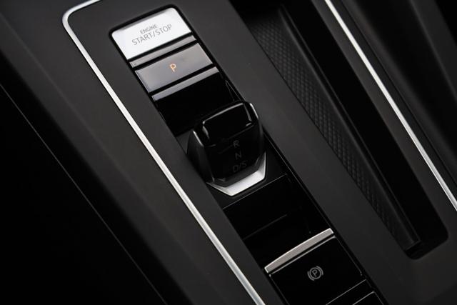 VOLKSWAGEN Golf usata, con Park Distance Control