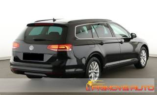 VOLKSWAGEN Passat Variant usata, con Bracciolo