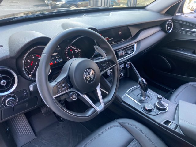 ALFA ROMEO Stelvio usata, con Volante in pelle