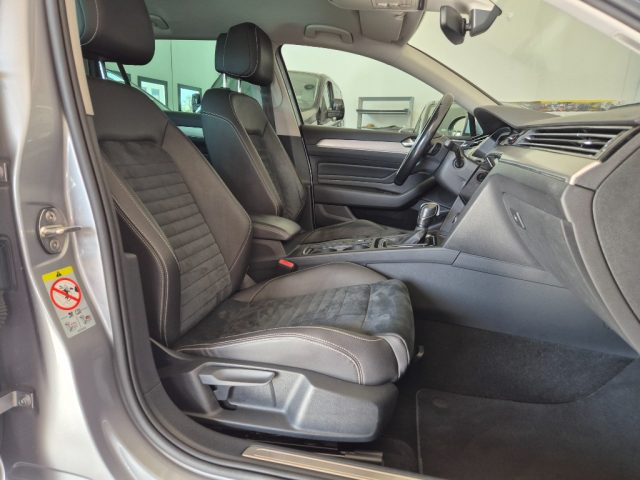 VOLKSWAGEN Passat Variant usata, con Touch screen