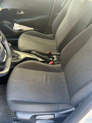 PEUGEOT 208 usata 21