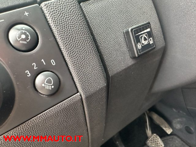 OPEL Meriva usata, con Climatizzatore