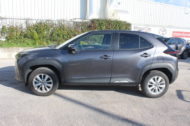 TOYOTA Yaris Cross usata, con Autoradio