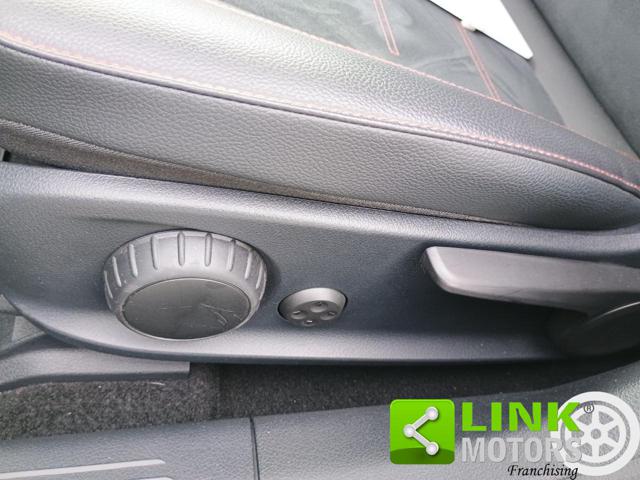 MERCEDES-BENZ CLA 200 usata, con Specchietto retrovisore con funzione antiabbagliamento