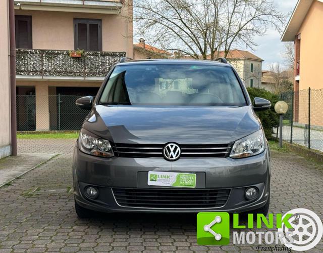 VOLKSWAGEN Touran usata, con Fendinebbia