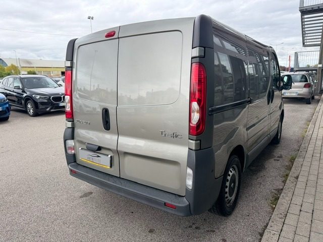 RENAULT Trafic usata, con Servosterzo