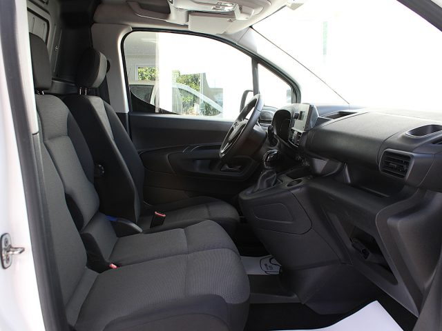 OPEL Combo usata, con Immobilizzatore elettronico