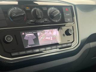 VOLKSWAGEN up! usata, con ESP