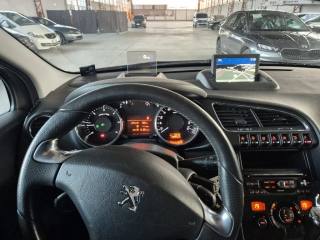 PEUGEOT 3008 usata, con Airbag testa