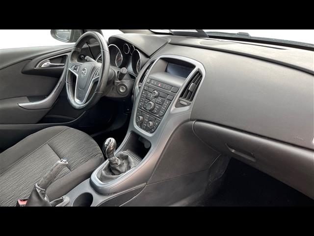 OPEL Astra usata, con Climatizzatore