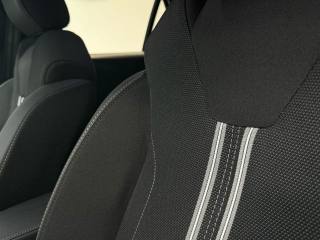 OPEL Corsa usata, con Autoradio digitale