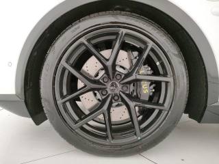 LOTUS Eletre usata, con Cerchi in lega