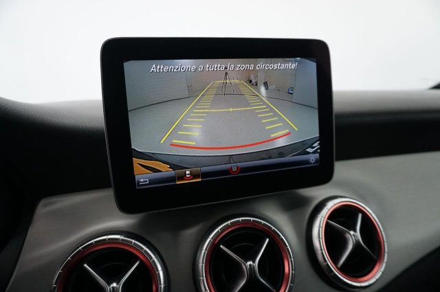 MERCEDES-BENZ CLA 200 usata, con ESP