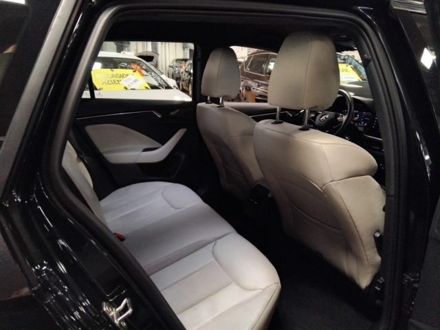 SKODA Kamiq usata, con Controllo automatico clima