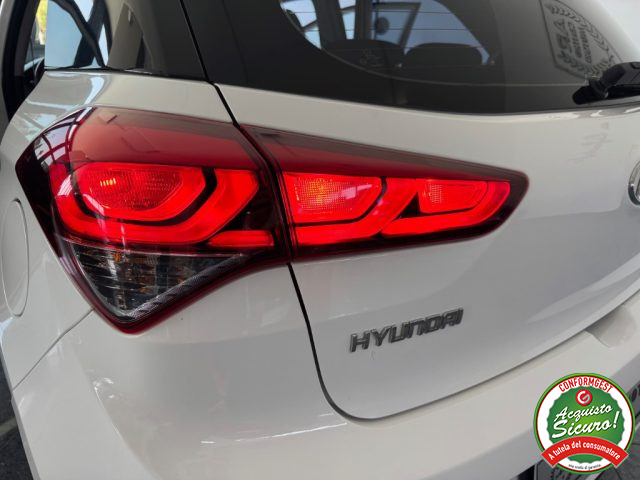 HYUNDAI i20 usata, con Sedile posteriore sdoppiato