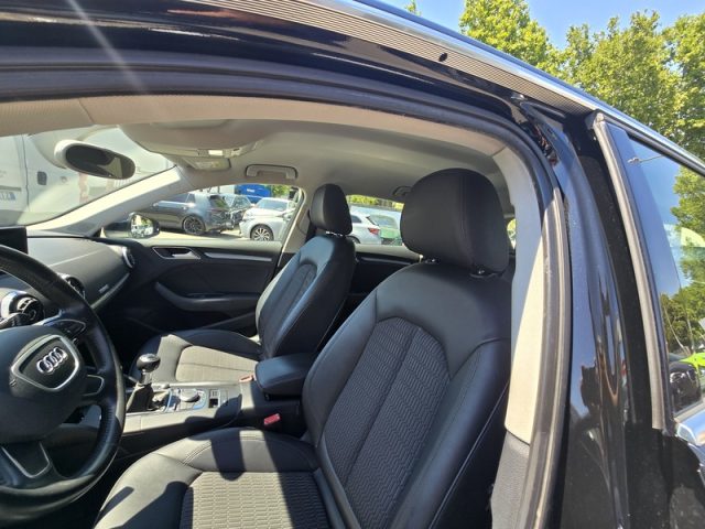 AUDI A3 usata, con Autoradio