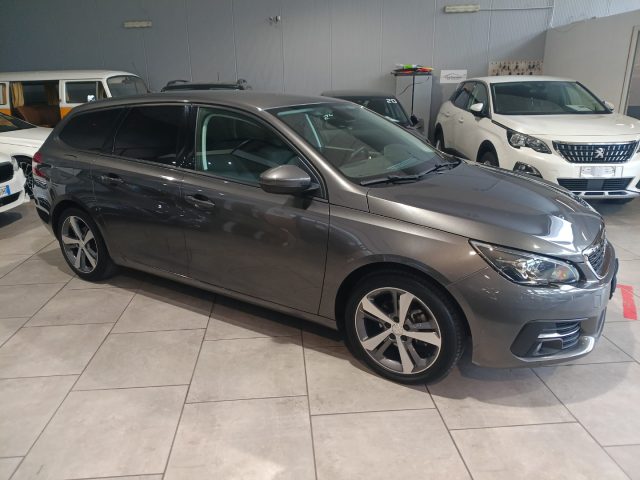 PEUGEOT 308 usata, con Airbag laterali