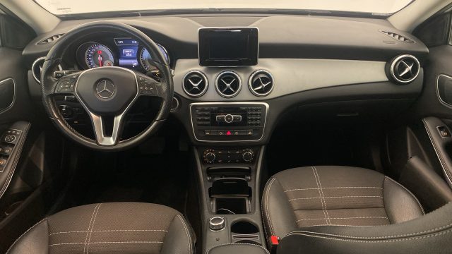 MERCEDES-BENZ GLA 200 usata 7