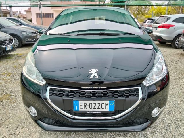 PEUGEOT 208 usata, con Airbag